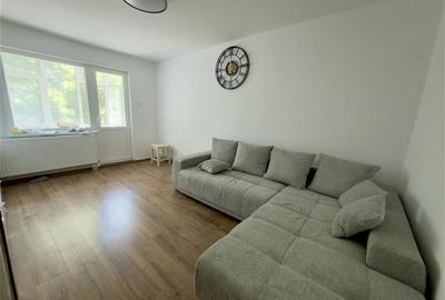 Apartament cu 3 camere decomandat, mobilat în Tătărași