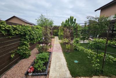 Casă cu 4 camere cu Teren 375 Mp în Central