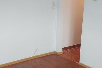 Apartament cu 2 camere în Târnăveni