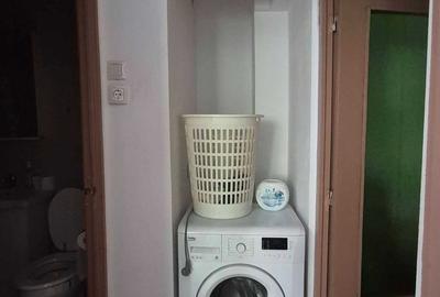 Apartament cu 2 camere decomandat în Berceni