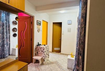 Apartament cu 3 camere circular, mobilat în Dacia - 1