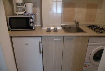 Apartament cu 2 camere decomandat în Calea Victoriei - 16