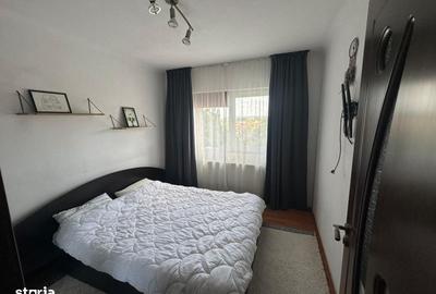 Apartament cu 2 camere decomandat în Rovine