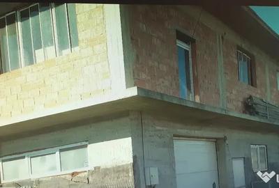 Casă cu 7 camere în Lisaura - 8