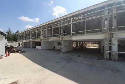 Spațiu industrial, de 1,680 mp, în Central - 4