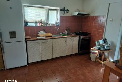 Casă cu 5 camere cu Teren 900 Mp în Central - 14