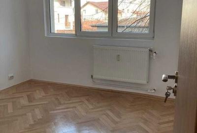 Apartament cu 2 camere semidecomandat în 1 Mai - 2