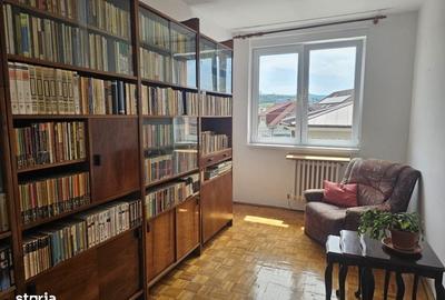 Apartament cu 3 camere în Central - 12
