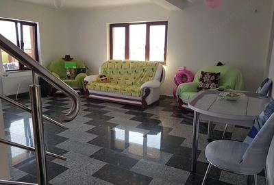 Casă cu 5 camere cu Teren 480 Mp în Exterior Vest