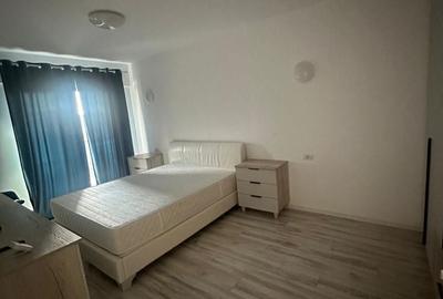 Apartament cu 2 camere decomandat în Universității
