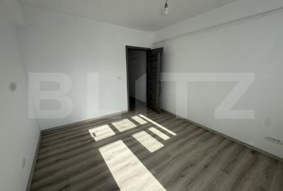 Apartament cu 4 camere semidecomandat în Tătărași - 13