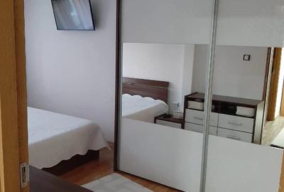 Apartament cu 2 camere decomandat în Dâmbovița - 1