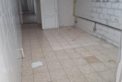 Spațiu comercial, de 78 mp, în Central