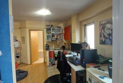 Apartament cu 2 camere semidecomandat, mobilat în Mărăști - 2
