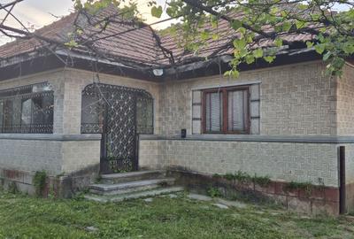 Casă cu 4 camere în Lunca Prahovei - 2