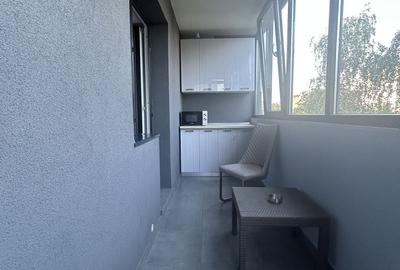Apartament cu 3 camere decomandat în Negru Vodă