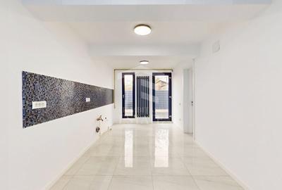 Casă individuală cu 7 camere cu Teren 249 Mp în Andronache - 18