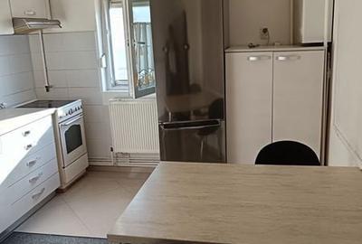 Apartament cu 3 camere în Central - 1