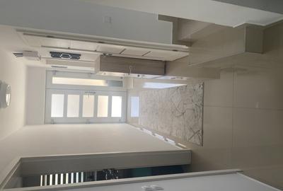 Casă cu 4 camere cu Teren 350 Mp în Central