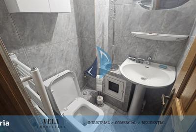 Apartament cu 3 camere decomandat în Semicentral
