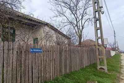 Teren de 3802 mp, în Dăeni - 4