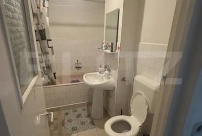 Apartament cu 2 camere decomandat, mobilat în Micro 17