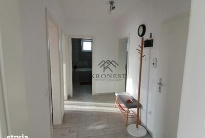 Apartament cu 2 camere decomandat în Tractorul
