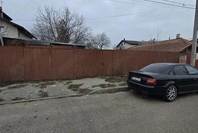 Teren de 300 mp, în Central - 3
