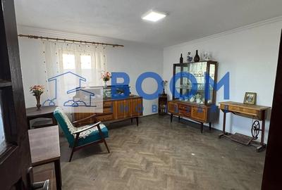 Casă cu Teren 1300 Mp în Goranu