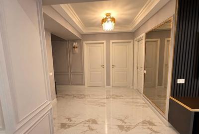 Apartament cu 3 camere decomandat în Ultracentral