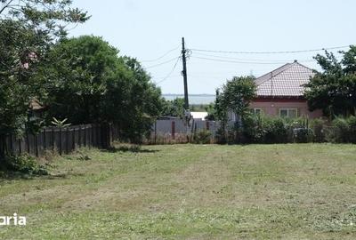 Teren de 2310 mp, în Jurilovca - 3