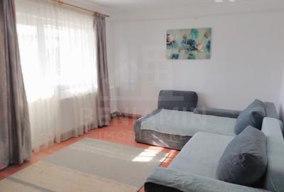 Apartament cu 2 camere decomandat, mobilat în Cornitoiu