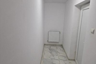 Spațiu comercial, de 86 mp, în Central - 1