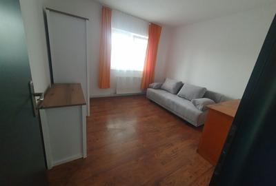 Apartament cu 2 camere decomandat în Exterior Vest - 3