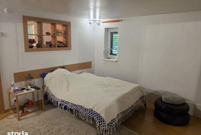 Casă cu 8 camere cu Teren 1000 Mp în Gârleni - 9