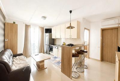 Apartament cu 3 camere semidecomandat în Braytim