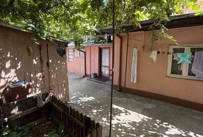 Casă cu 3 camere în Eroii Revoluției