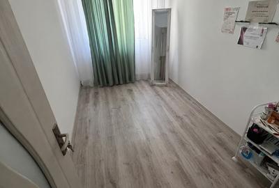 Apartament cu 3 camere decomandat în Sud - 2
