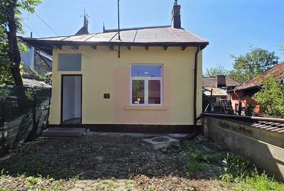 Casă cu 2 camere cu Teren 125 Mp în Central
