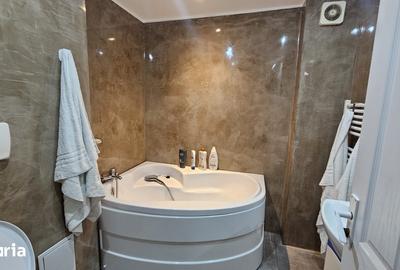Apartament cu 2 camere în Cetate
