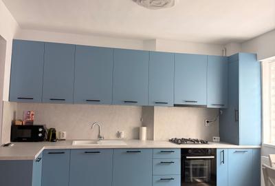 Apartament cu 3 camere nedecomandat în Florești