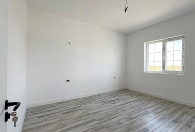 Casă cu 3 camere cu Teren 260 Mp în Pantelimon