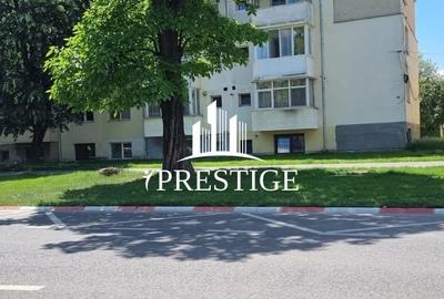 Apartament cu 3 camere decomandat, mobilat în Terezian - 16