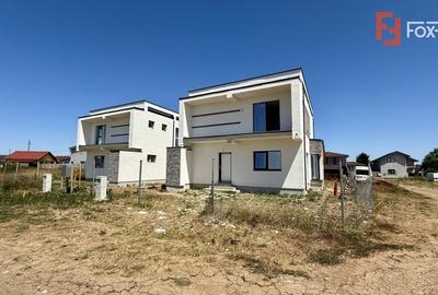 Duplex cu 5 camere cu Teren 365 Mp în Sânandrei - 2