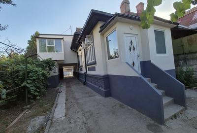 Casă individuală cu 7 camere cu Canalizare în Libertății - 16