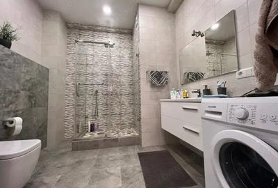 Apartament cu 2 camere decomandat în Romană