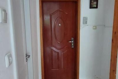Garsonieră decomandată, mobilată în Răcădău - 15