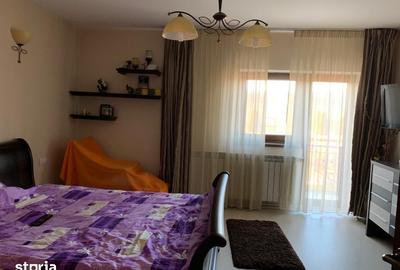 Casă cu 8 camere cu Teren 450 Mp în Clinceni - 3