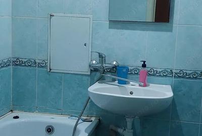 Garsonieră decomandată în Obor