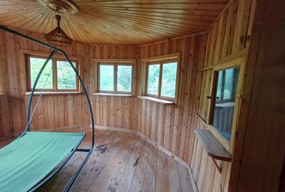 Casă individuală cu 8 camere cu Canalizare în Nistorești - 30